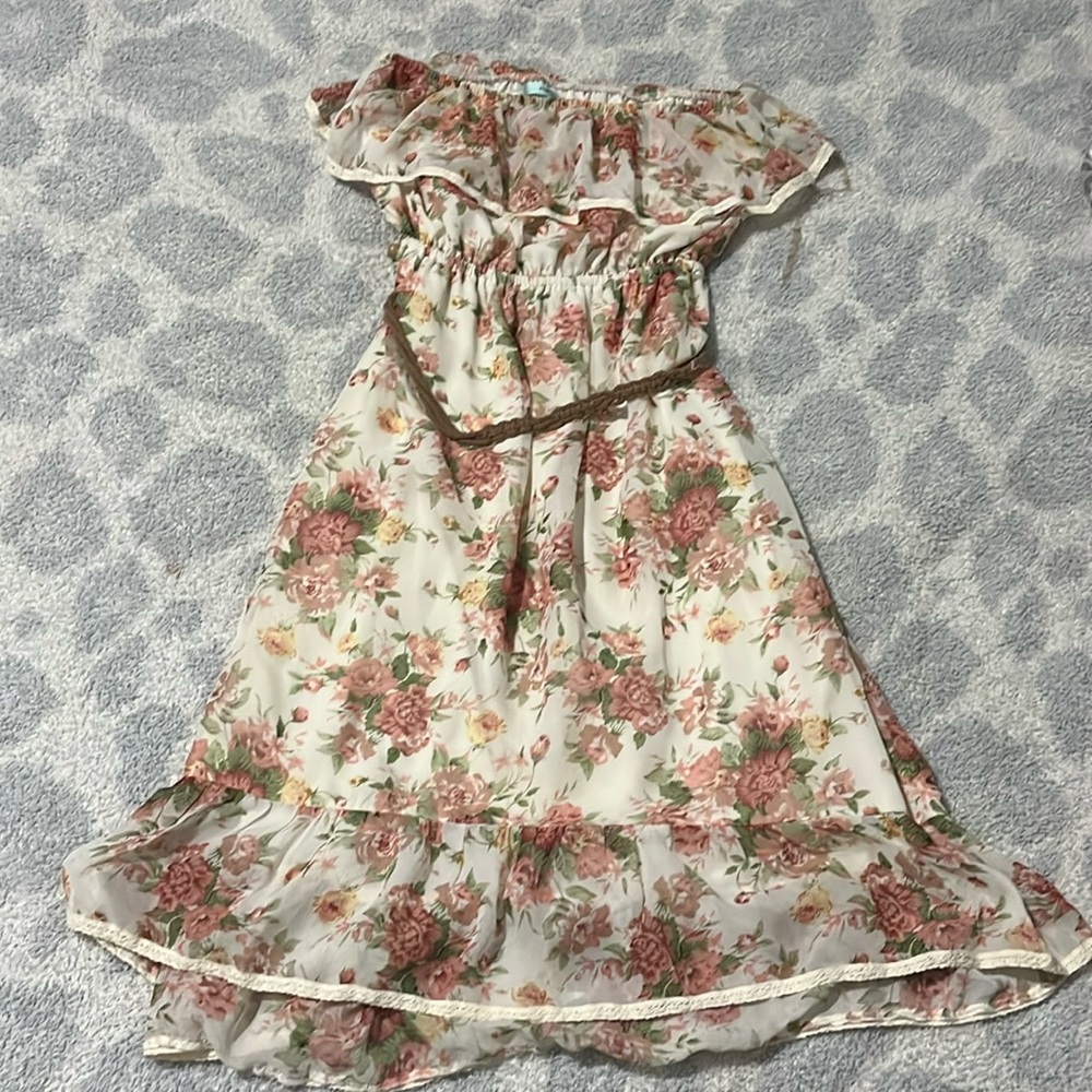 Women’s strapless midi dress